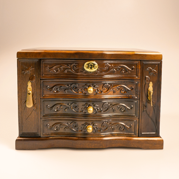 Golden nan jewelry box